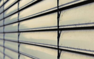 Volet roulant gelé : les gestes qui le débloquent sans le forcer